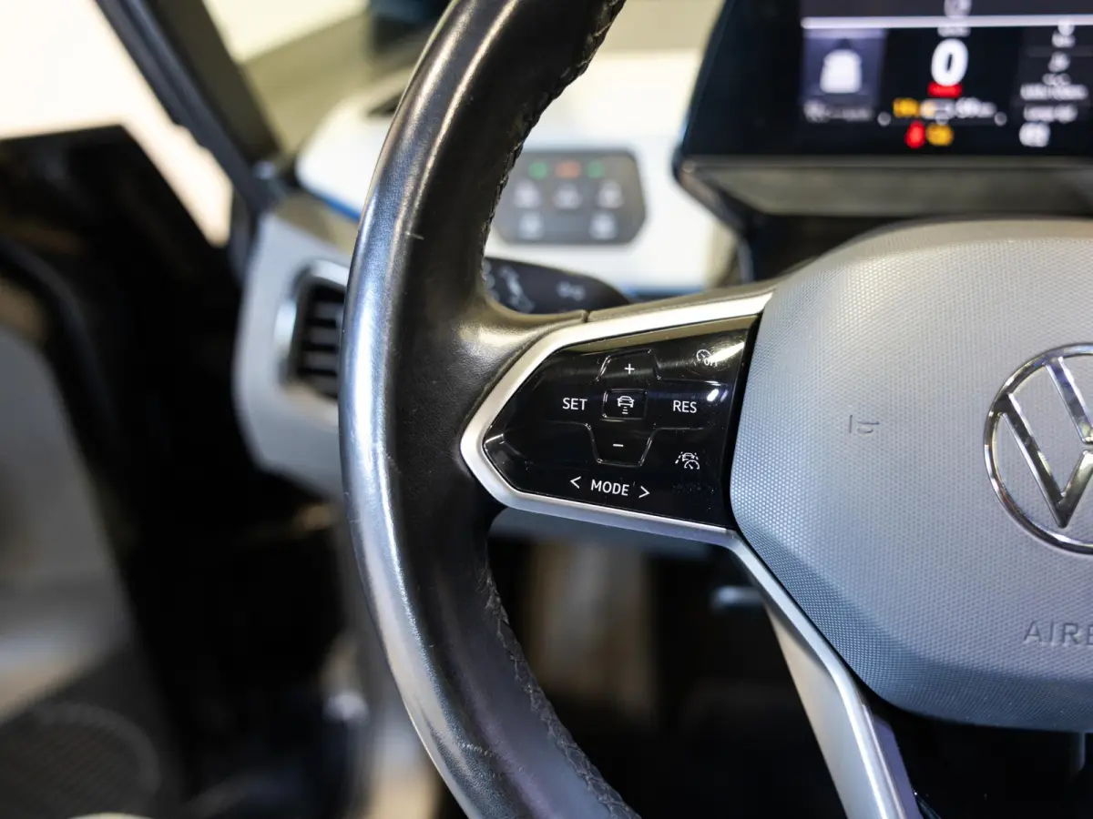 First Max 58 kWh SOH 89% / 204pk / Panorama dak / Head-Up display / Stoel en stuur verwarming /