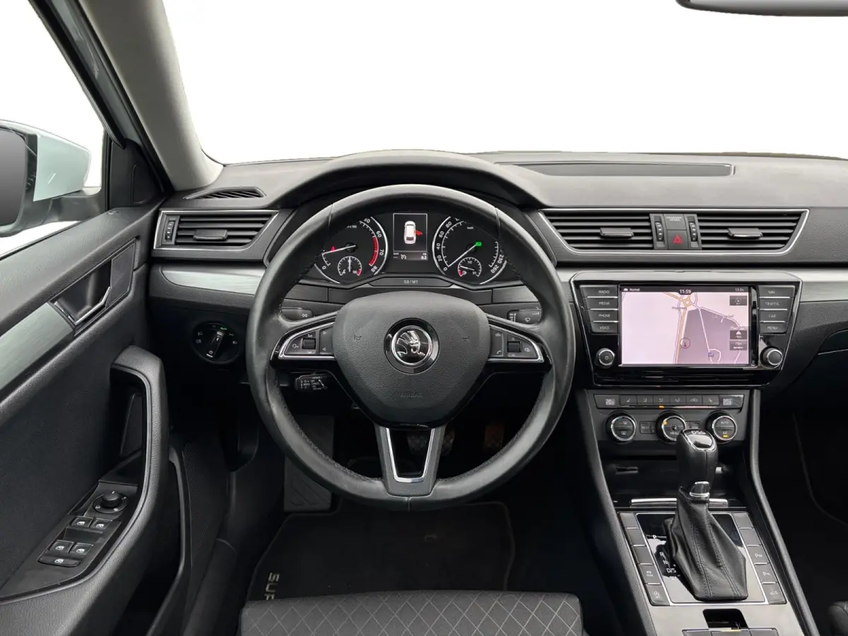 1.8 TSI 180 PK Style Business ✅ Pano ✅ ACC ✅ Camera