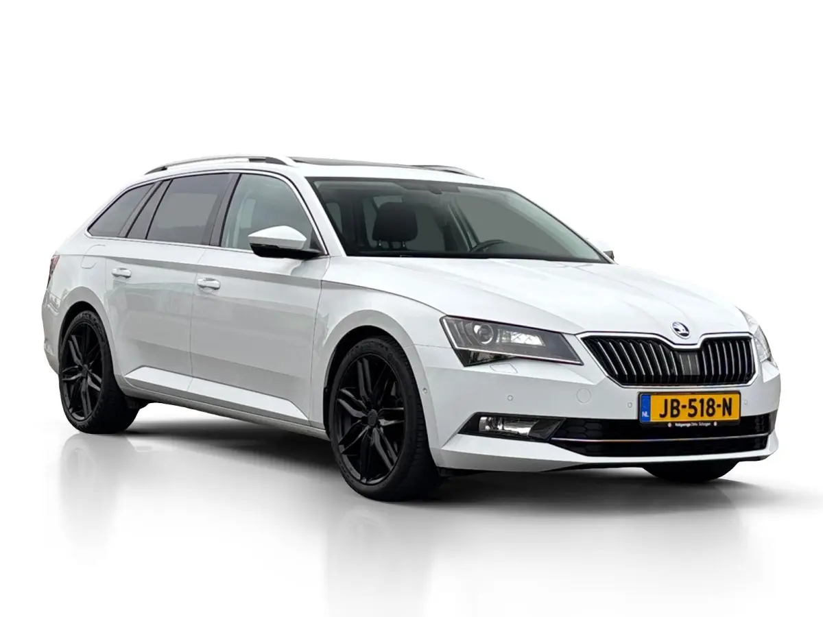 1.8 TSI 180 PK Style Business ✅ Pano ✅ ACC ✅ Camera