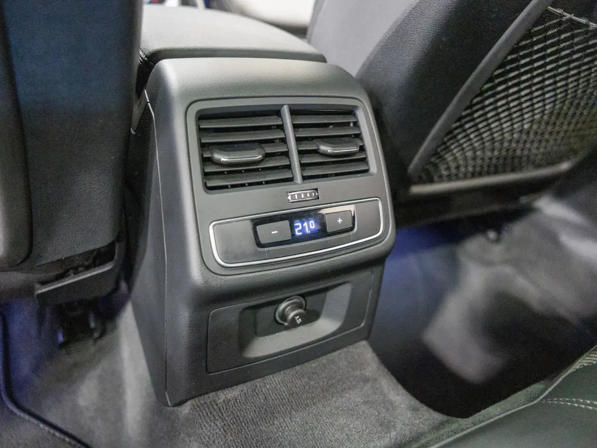 35 TFSI S-Line edition / 150pk / NAP / Panorama dak / Sfeerverlichting / Stoelverwarming / Achteruitrij camera /