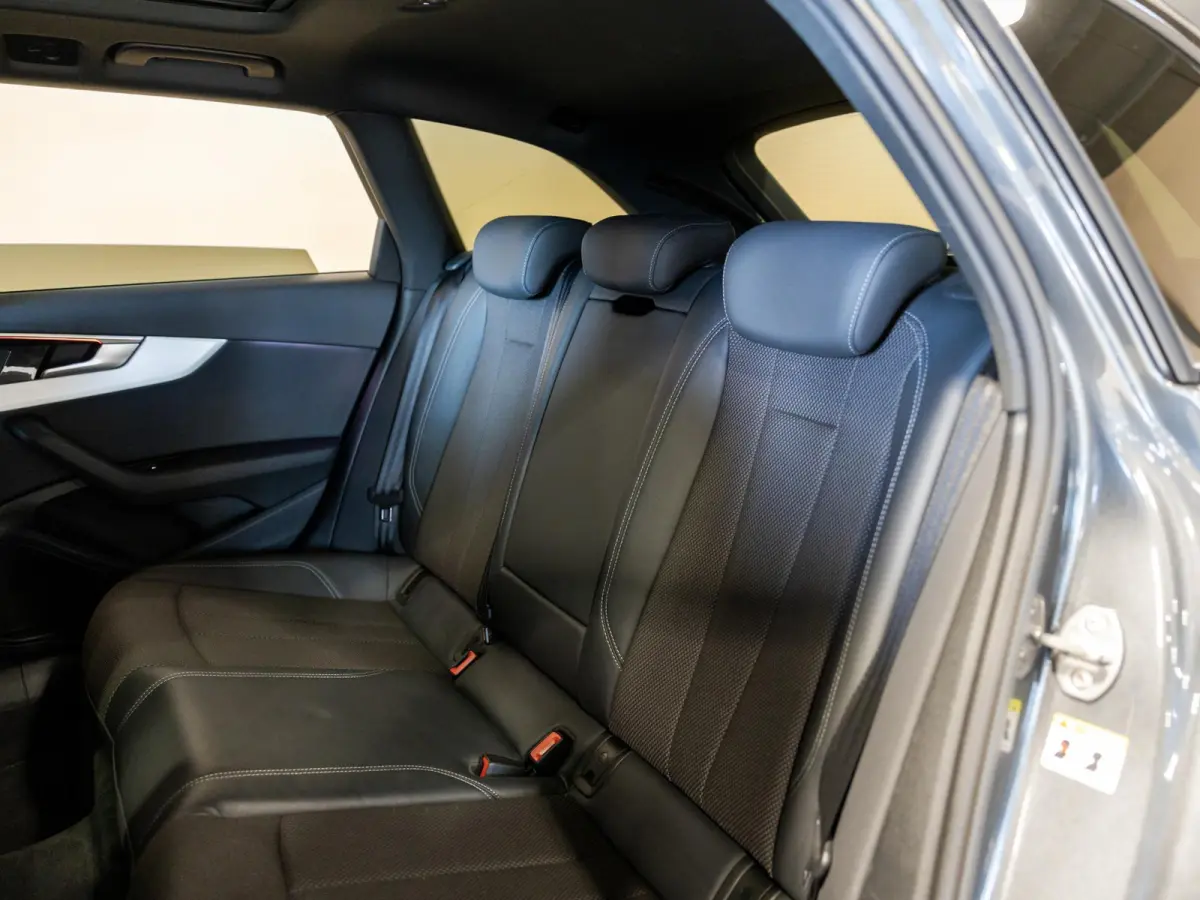 35 TFSI S-Line edition / 150pk / NAP / Panorama dak / Sfeerverlichting / Stoelverwarming / Achteruitrij camera /