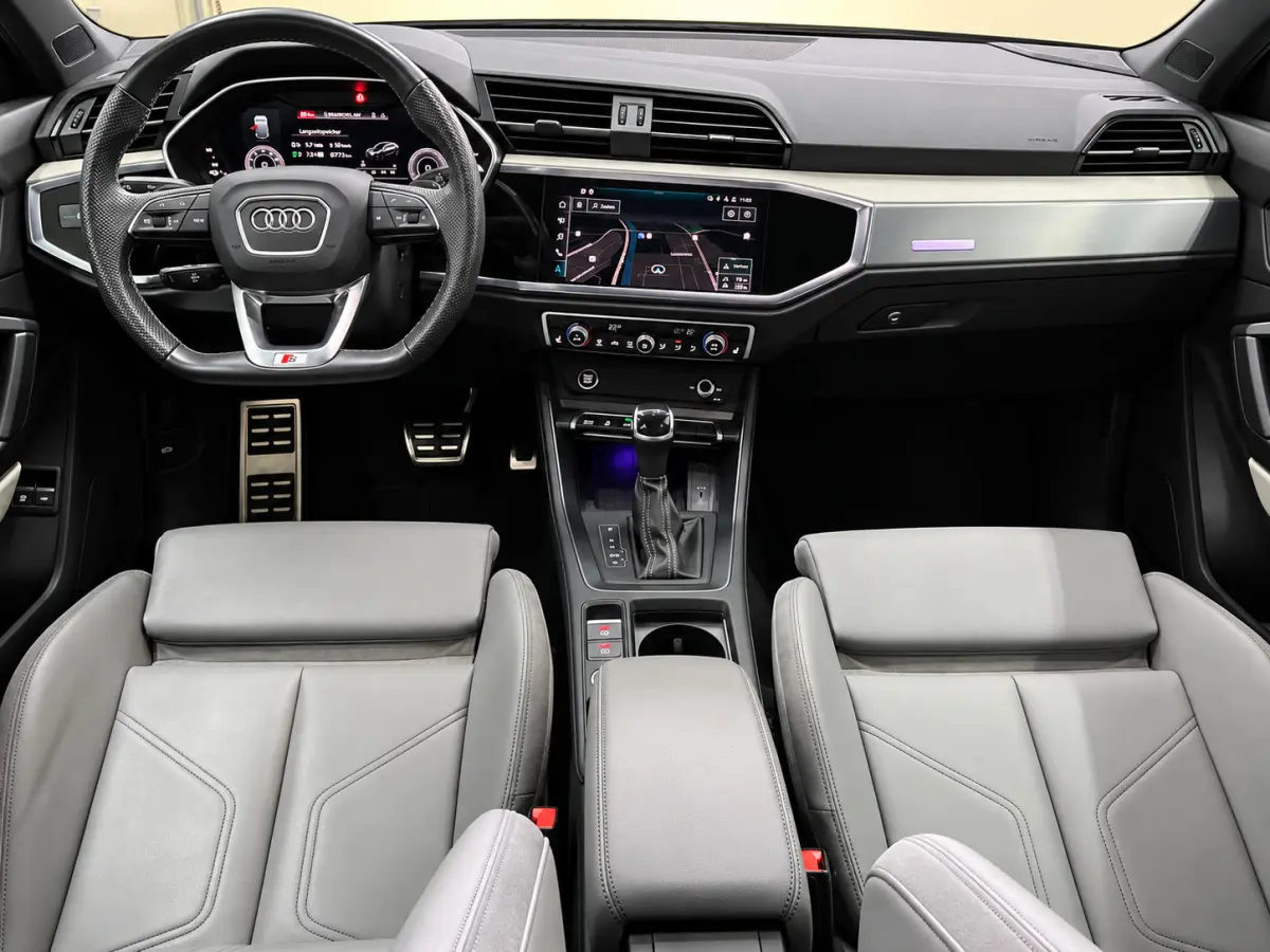 45 TFSI e 3 x S-line Pano Keyless Camera