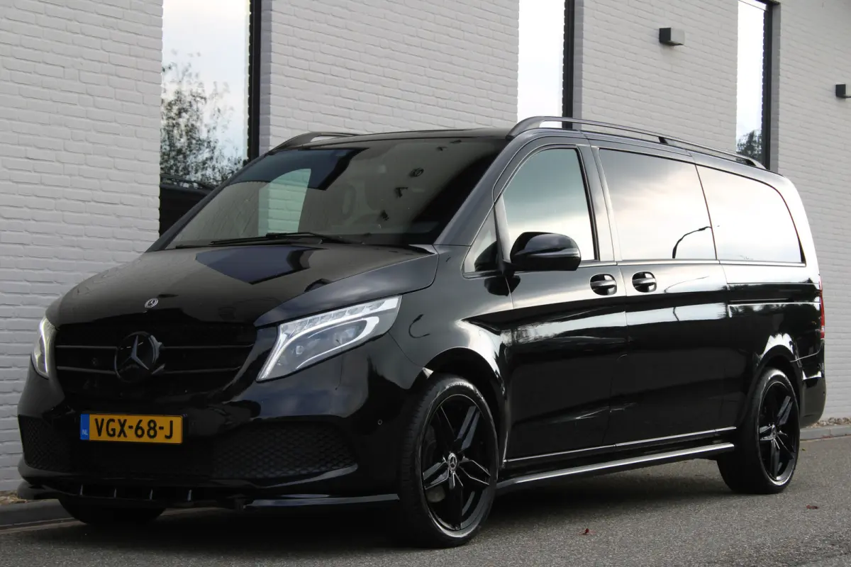 250d Aut / XXL / DC / Avantgarde / 2x Schuifeur / Black Edition / Leer / Nette Staat