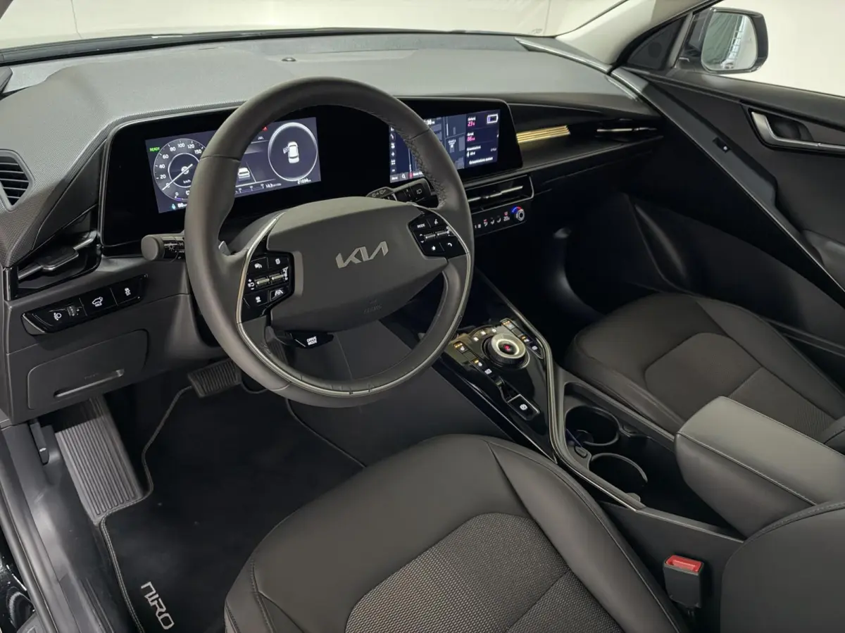 Edition 64.8 kWh Pano HUD Camera Carplay Stoel/Stuur verwarming