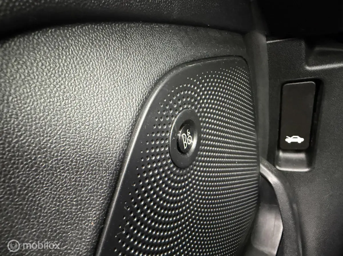 1.0 EcoBoost Titanium | Pano | B&O | Camera |VOL