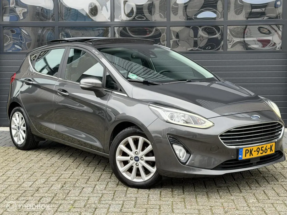 1.0 EcoBoost Titanium | Pano | B&O | Camera |VOL