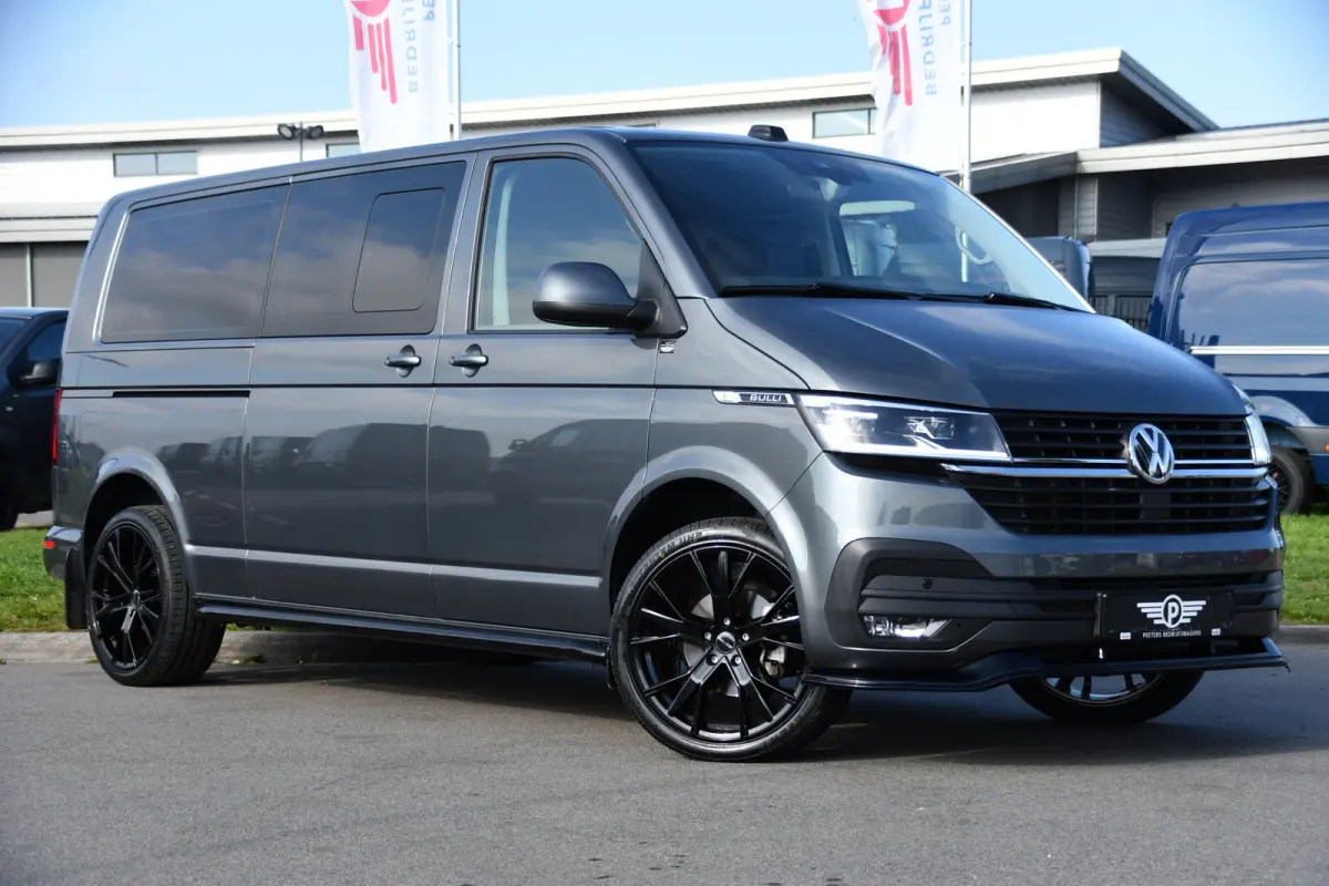 2.0 TDI L2H1 30 DC Bulli Virtual, Adpatieve Cruise, Carplay, LED, Leder, Stoelverwarming, Trekhaak, Automaat, Uniek!