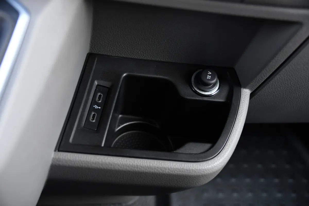 2.0 TDI L2H1 30 DC Bulli Virtual, Adpatieve Cruise, Carplay, LED, Leder, Stoelverwarming, Trekhaak, Automaat, Uniek!