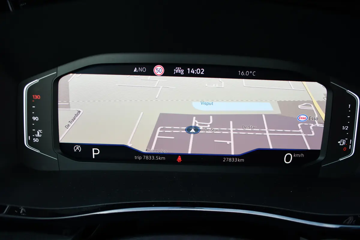 2.0 TDI L2H1 30 DC Bulli Virtual, Adpatieve Cruise, Carplay, LED, Leder, Stoelverwarming, Trekhaak, Automaat, Uniek!