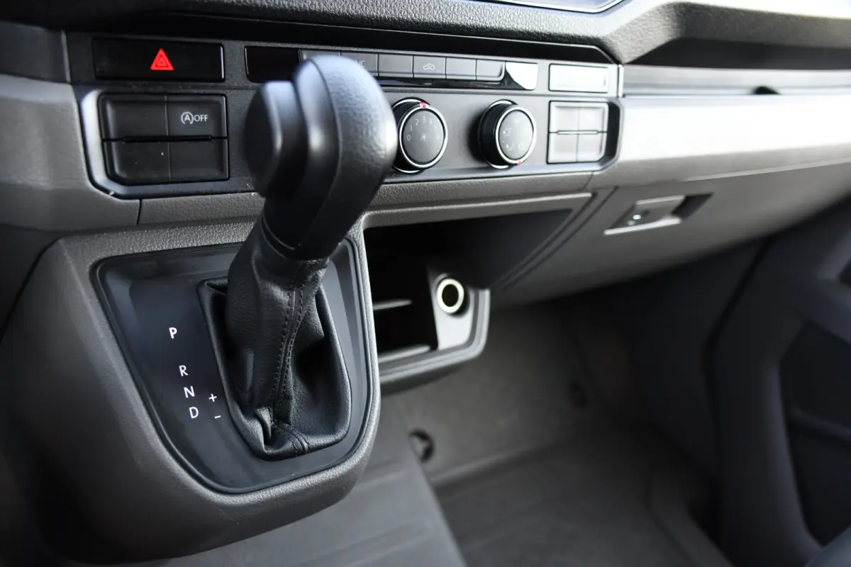 3.180 35 2.0 L3H2 DC PB Edition Camera, Cruise, Carplay, LED, 177pk, Automaat, Sensoren, Multimedia, Uniek!
