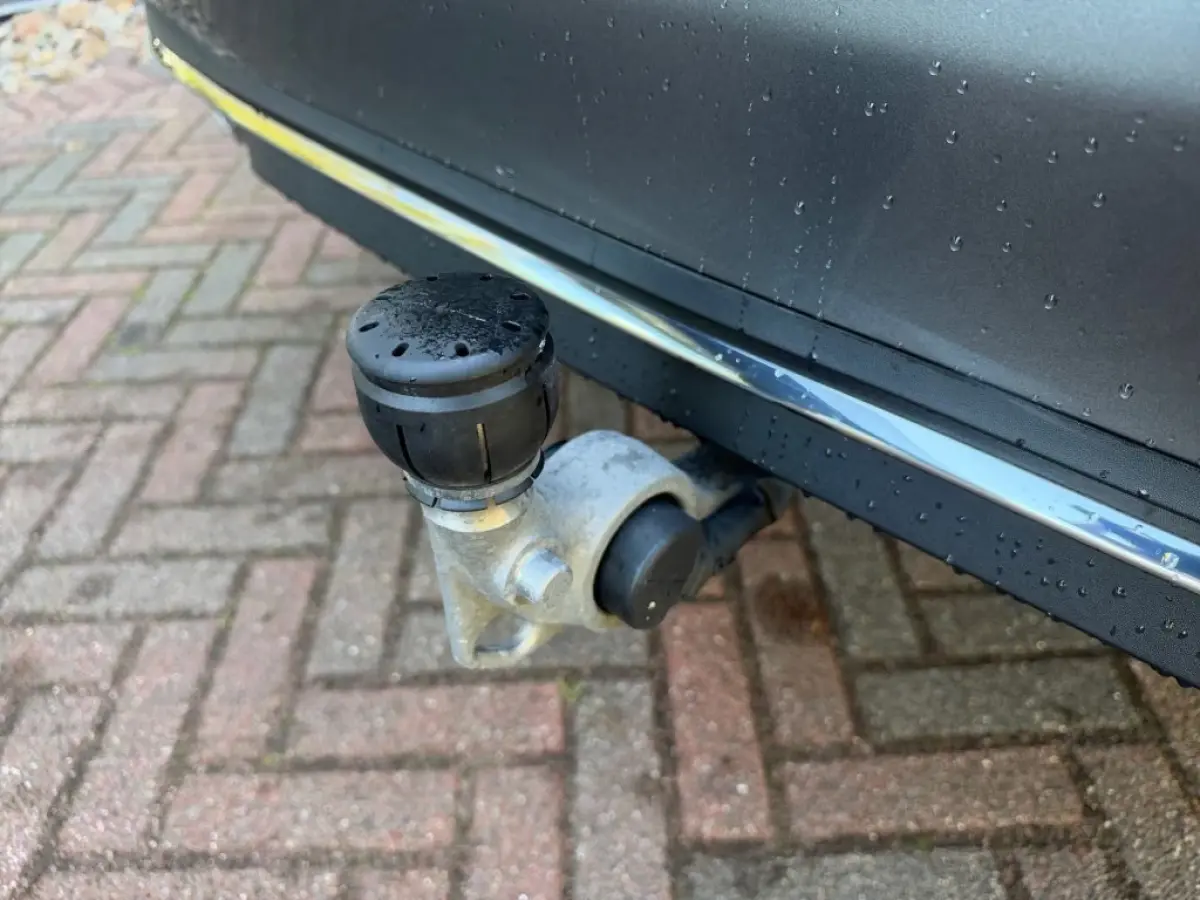 300e T AVANTGARDE ** LED, PANO, TREKH, MEMORY, BURMESTER, WINTER, 18-inch LMV ** Ex MB-AG - UNFALLFREI ** ** INFORMEER OOK NAAR ONZE AANTREKKELIJKE FINANCIAL-LEASE TARIEVEN **