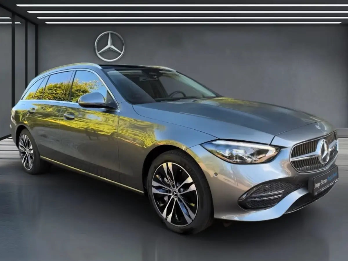 300e T AVANTGARDE ** LED, PANO, TREKH, MEMORY, BURMESTER, WINTER, 18-inch LMV ** Ex MB-AG - UNFALLFREI ** ** INFORMEER OOK NAAR ONZE AANTREKKELIJKE FINANCIAL-LEASE TARIEVEN **