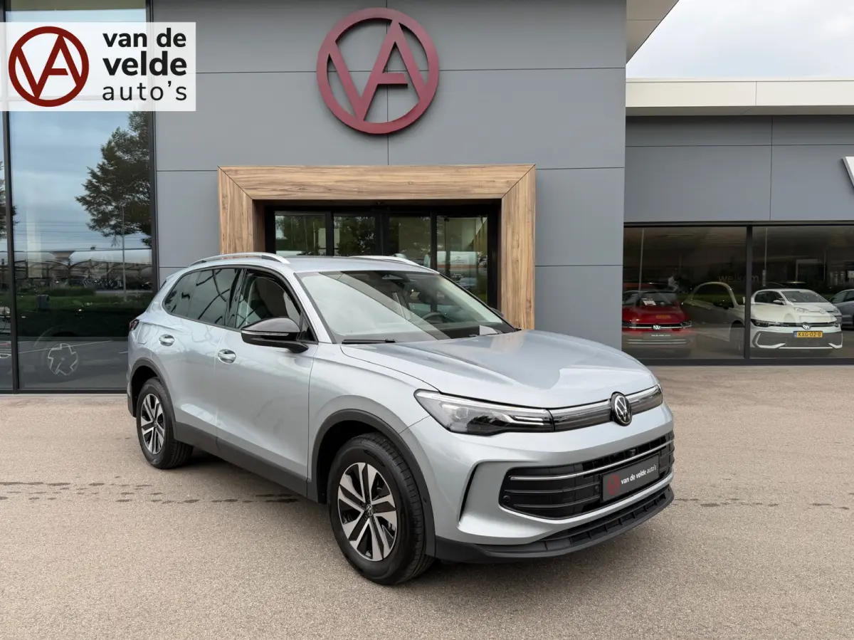 1.5 eHybrid Life | Trekhaak | Elek. Achterklep | 360 Camera | Rijklaar incl. verlengde garantie