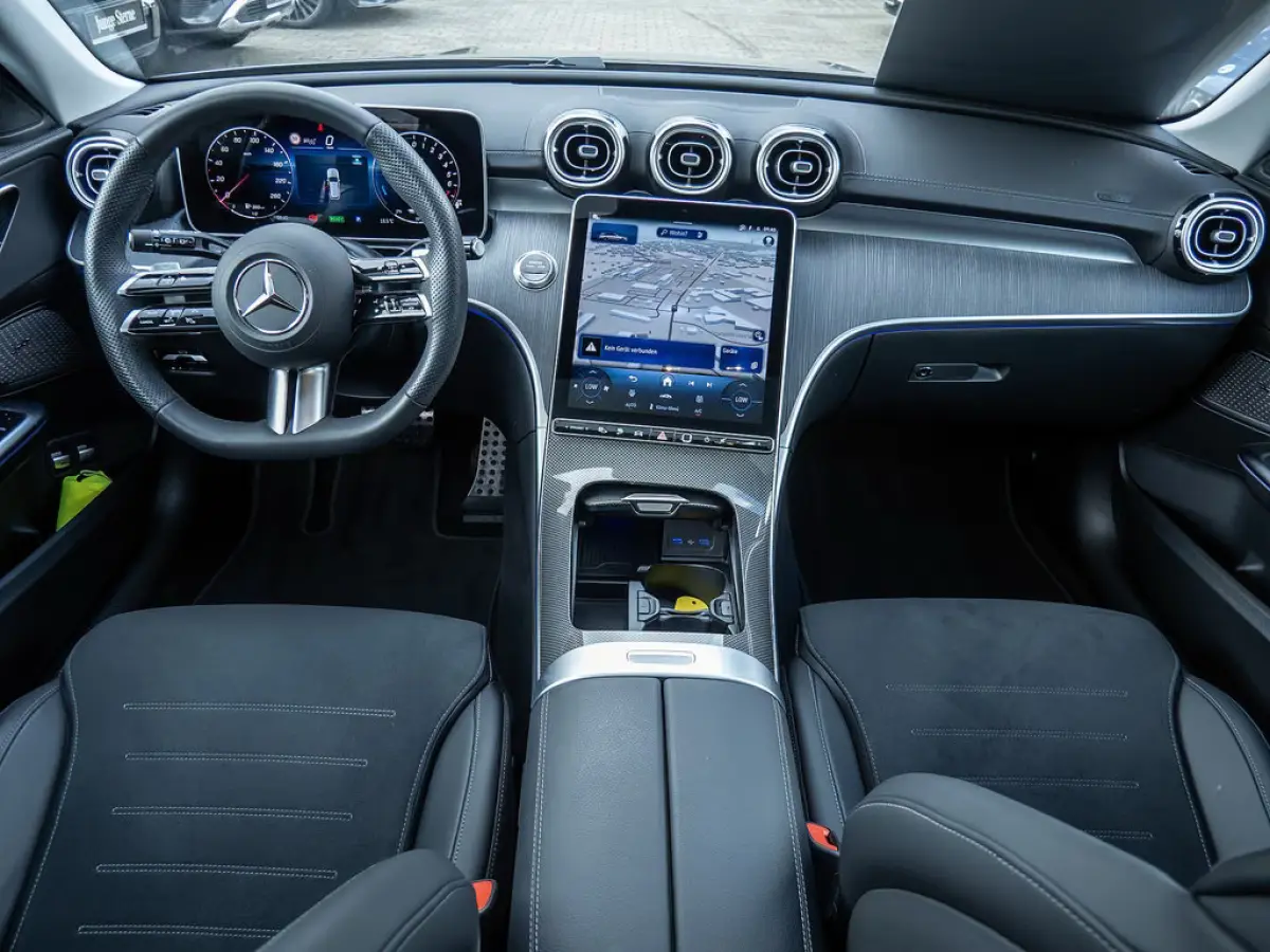 300e AMG ** HIGH LED, DISTR, PANO, MEMORY, WINTER, NIGHT, ** UNFALLFREI - Ex. MB-AG ** ** INFORMEER OOK NAAR ONZE AANTREKKELIJKE FINANCIAL-LEASE TARIEVEN **