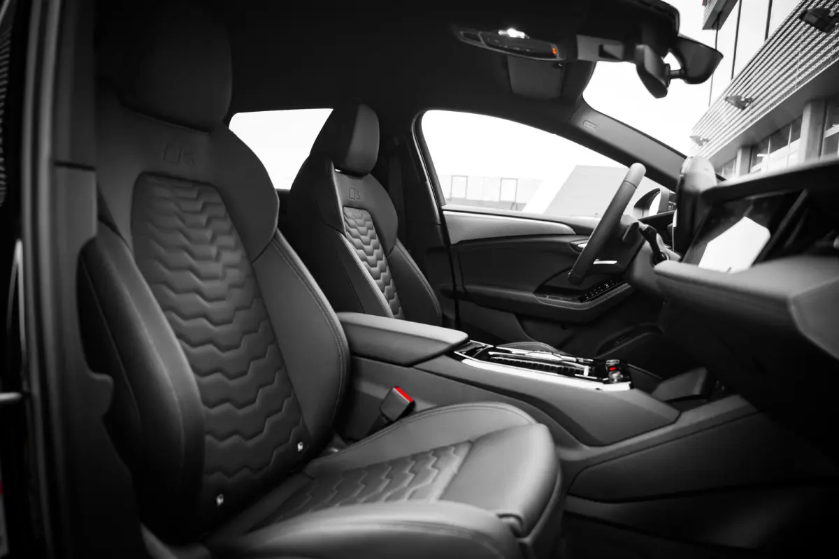 S edition | Audi smartphone interface | Comfortsleutel | Elektrisch instelbare voorstoelen