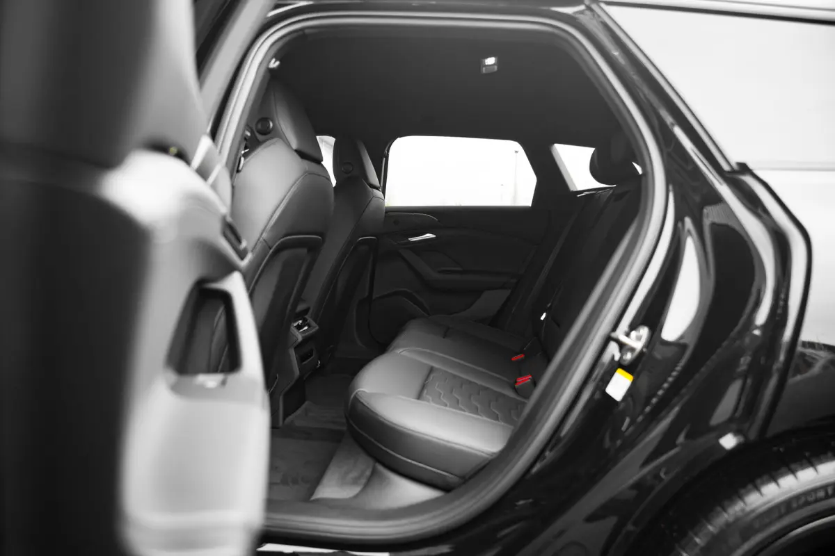 S edition | Audi smartphone interface | Comfortsleutel | Elektrisch instelbare voorstoelen