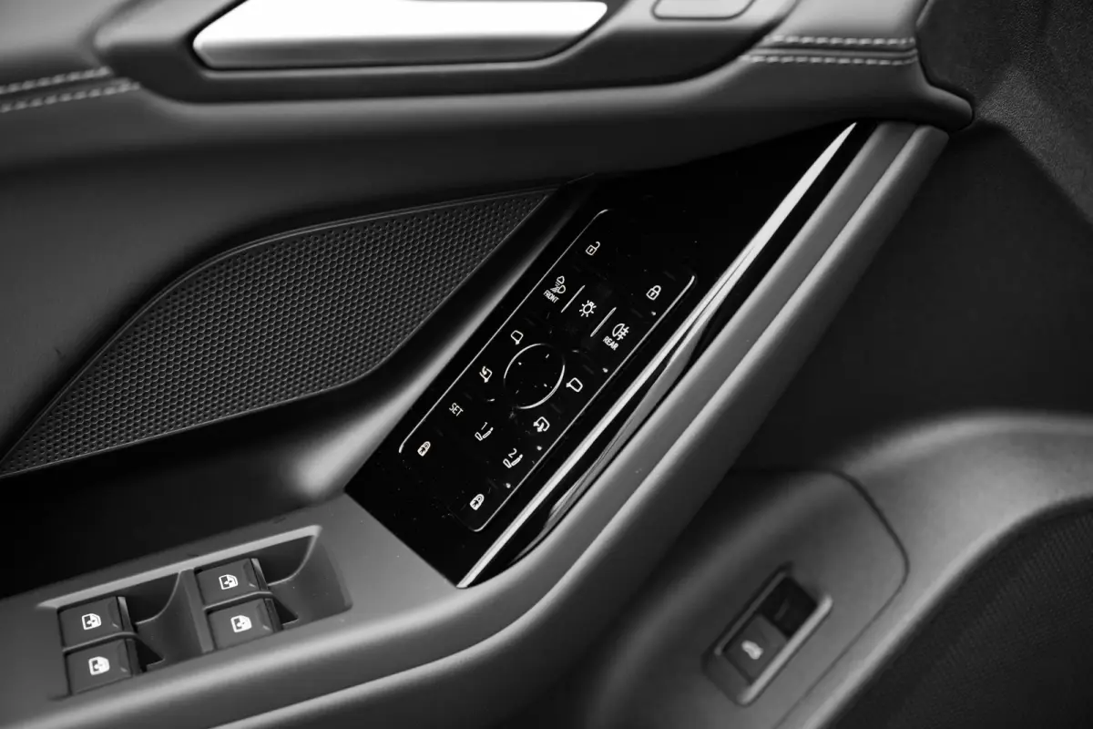 S edition | Audi smartphone interface | Comfortsleutel | Elektrisch instelbare voorstoelen