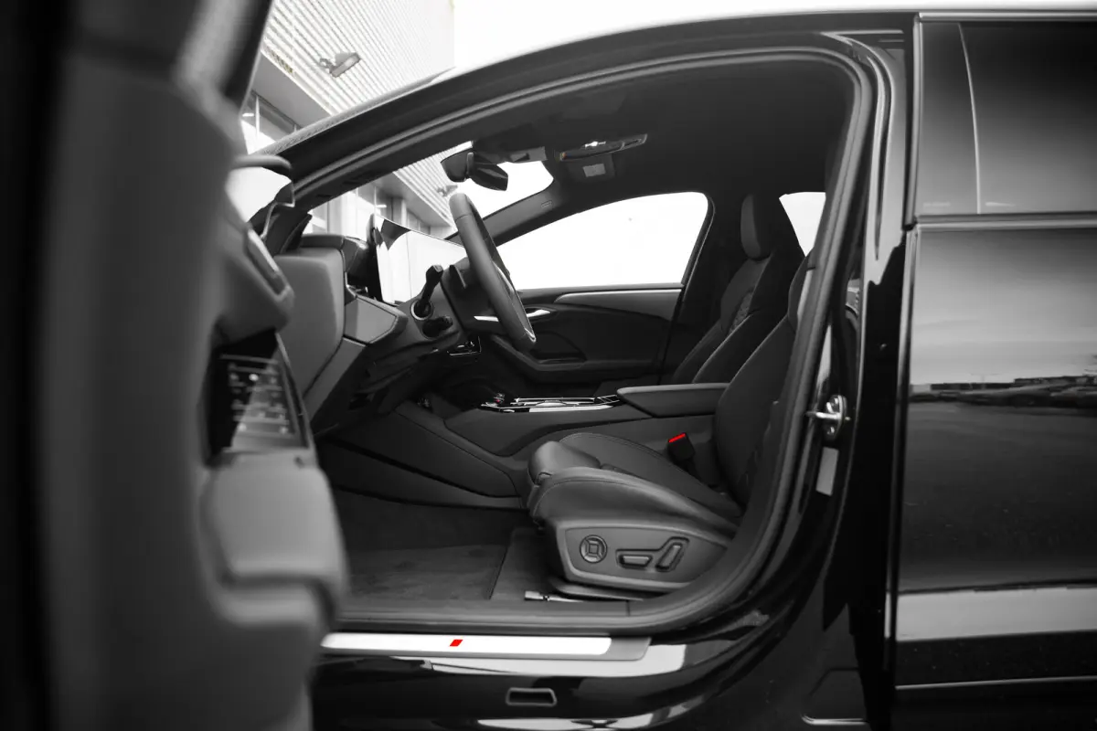 S edition | Audi smartphone interface | Comfortsleutel | Elektrisch instelbare voorstoelen