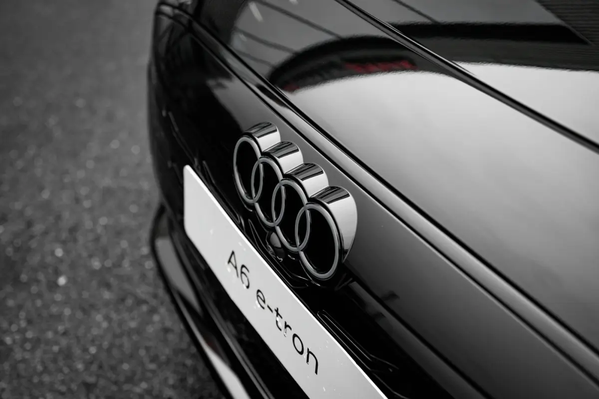 S edition | Audi smartphone interface | Comfortsleutel | Elektrisch instelbare voorstoelen