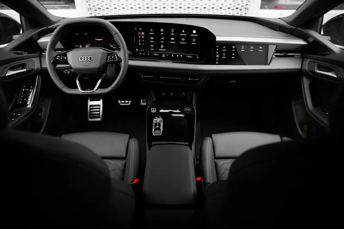 S edition | Audi smartphone interface | Comfortsleutel | Elektrisch instelbare voorstoelen