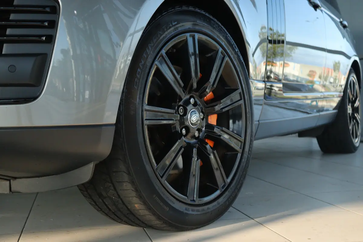 2.0 P400e Autobiography | Adapt. Cruise | Laser | Massage | Schuifdak | 360 Camera | Stoelventilatie V/A | Luchtvering | Head-up | Meridian Audio | Keyless |