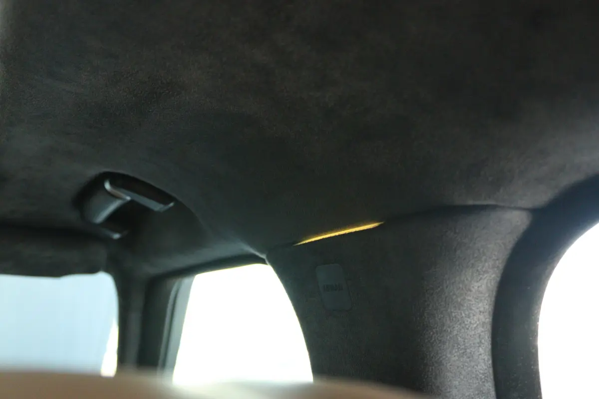 2.0 P400e Autobiography | Adapt. Cruise | Laser | Massage | Schuifdak | 360 Camera | Stoelventilatie V/A | Luchtvering | Head-up | Meridian Audio | Keyless |
