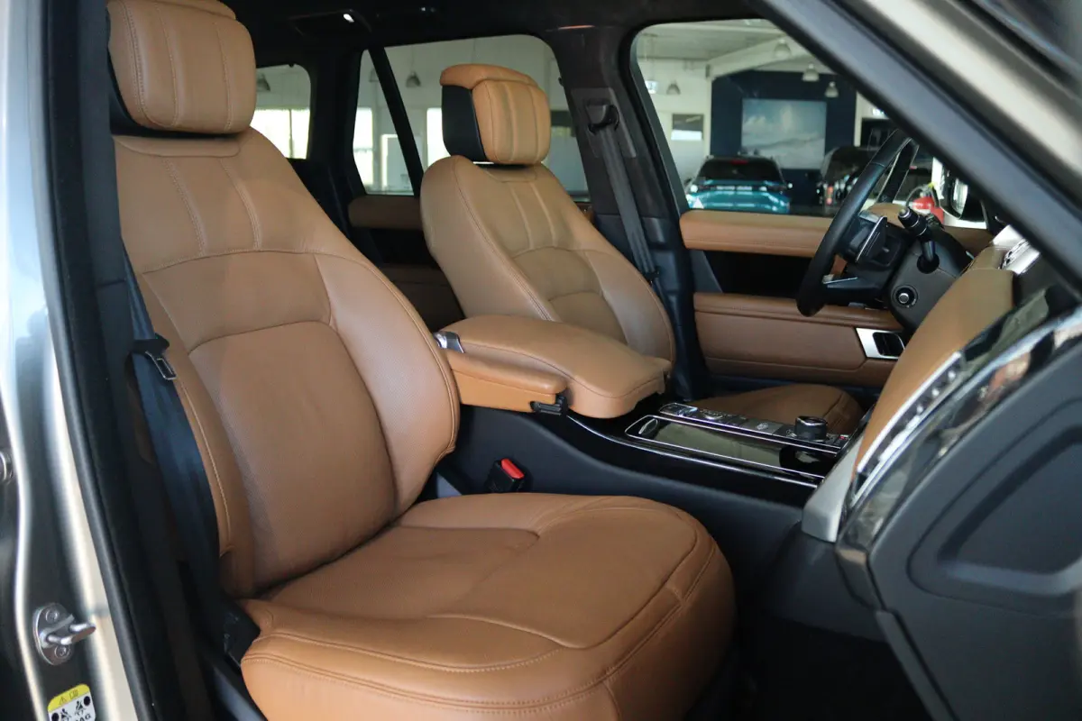 2.0 P400e Autobiography | Adapt. Cruise | Laser | Massage | Schuifdak | 360 Camera | Stoelventilatie V/A | Luchtvering | Head-up | Meridian Audio | Keyless |