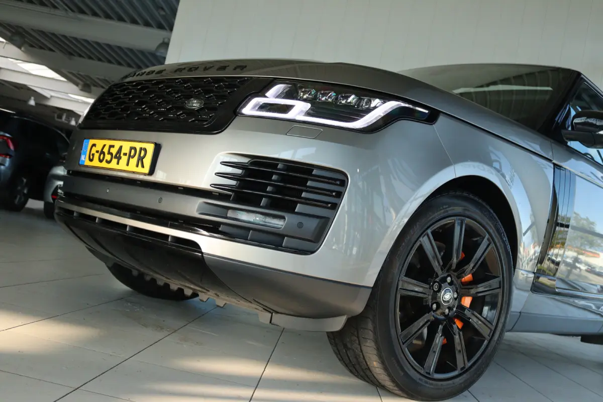 2.0 P400e Autobiography | Adapt. Cruise | Laser | Massage | Schuifdak | 360 Camera | Stoelventilatie V/A | Luchtvering | Head-up | Meridian Audio | Keyless |