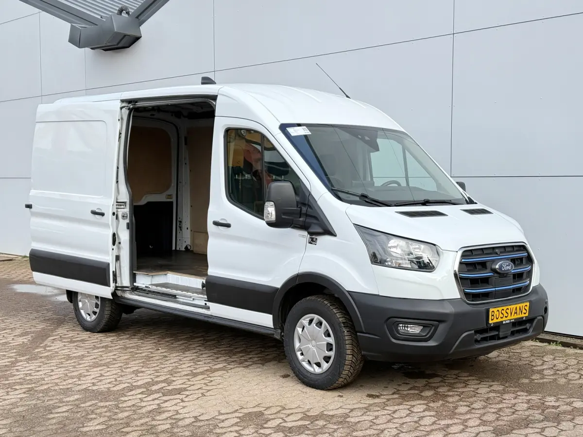 68kWh 184PK L2H2 316km WLTP 94,9% (SOH) Climate Control Cruise Control CarPlay Camera Navigatie Parkeersensoren v+a