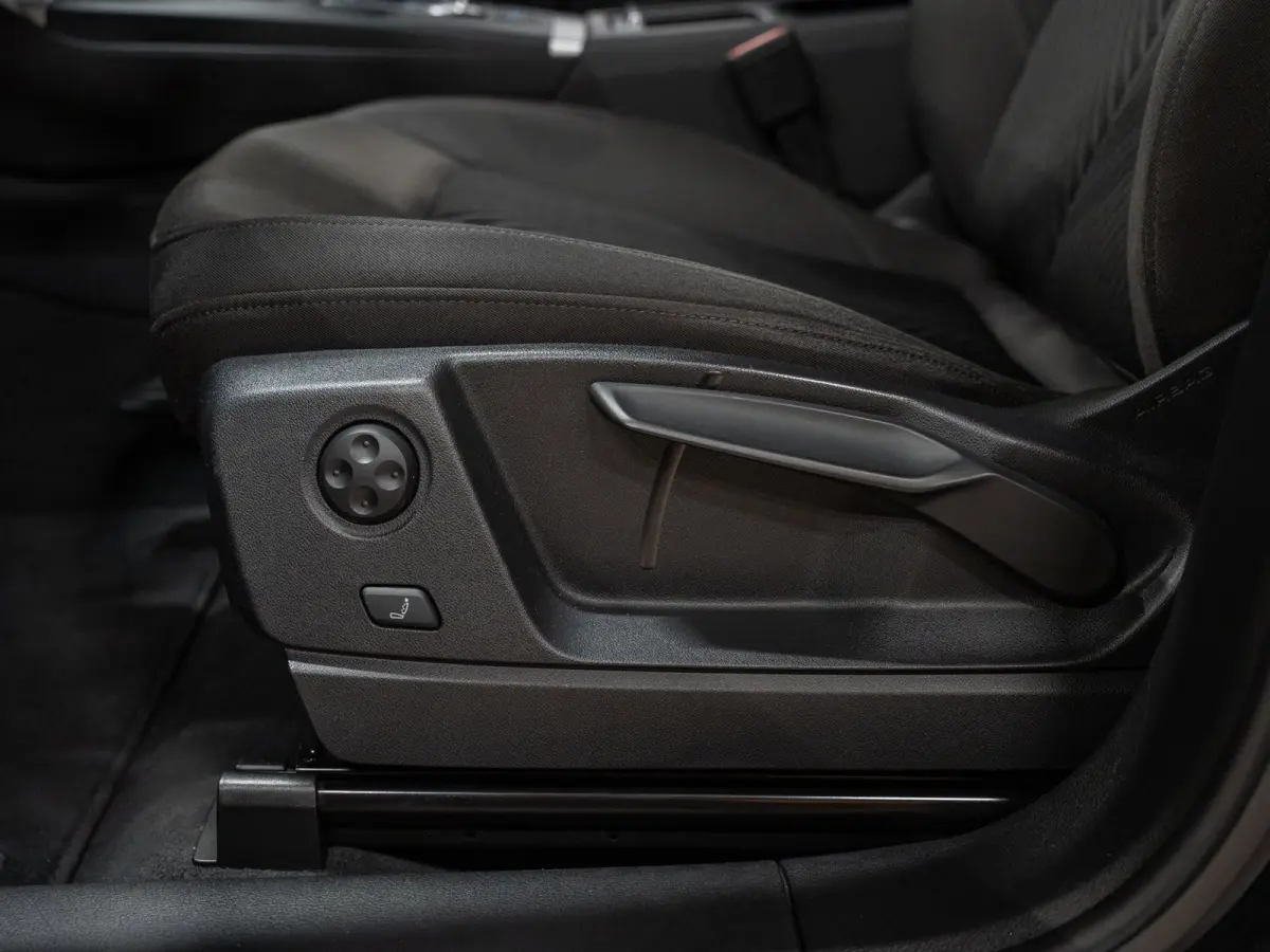 50 TFSIe Quattro Advanced Edition, Virtual Cockpit, Pano, 360 Cam, Voll Led, Clima, Cruise, PDC, Navi, Voll Onderhoud