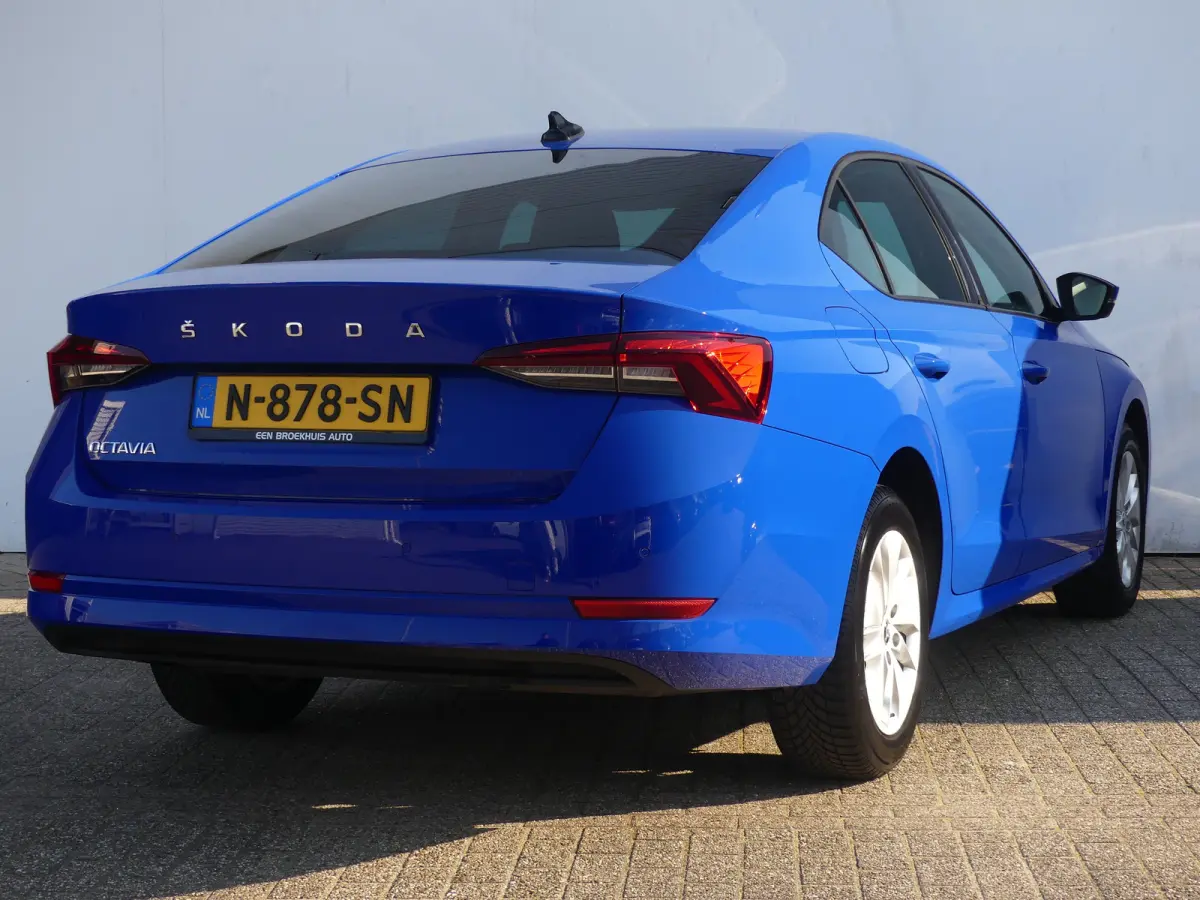 1.0 TSI Ambition | Airco (automatisch) | Apple Carplay/Android Auto|telefoonintegratie premium | DAB ontvanger