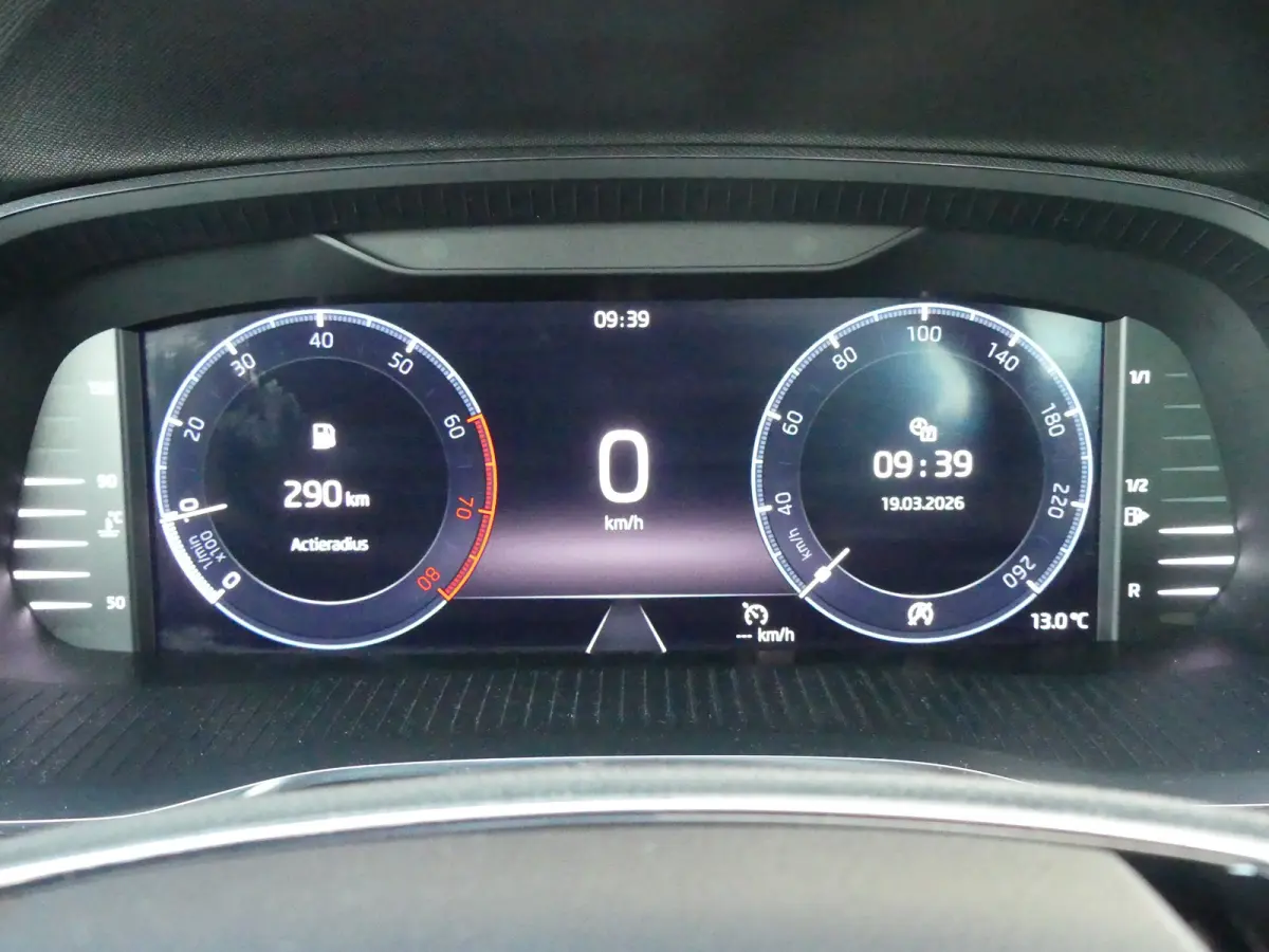 1.0 TSI Ambition | Airco (automatisch) | Apple Carplay/Android Auto|telefoonintegratie premium | DAB ontvanger