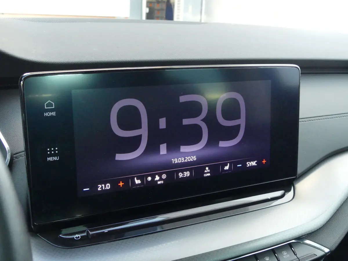 1.0 TSI Ambition | Airco (automatisch) | Apple Carplay/Android Auto|telefoonintegratie premium | DAB ontvanger