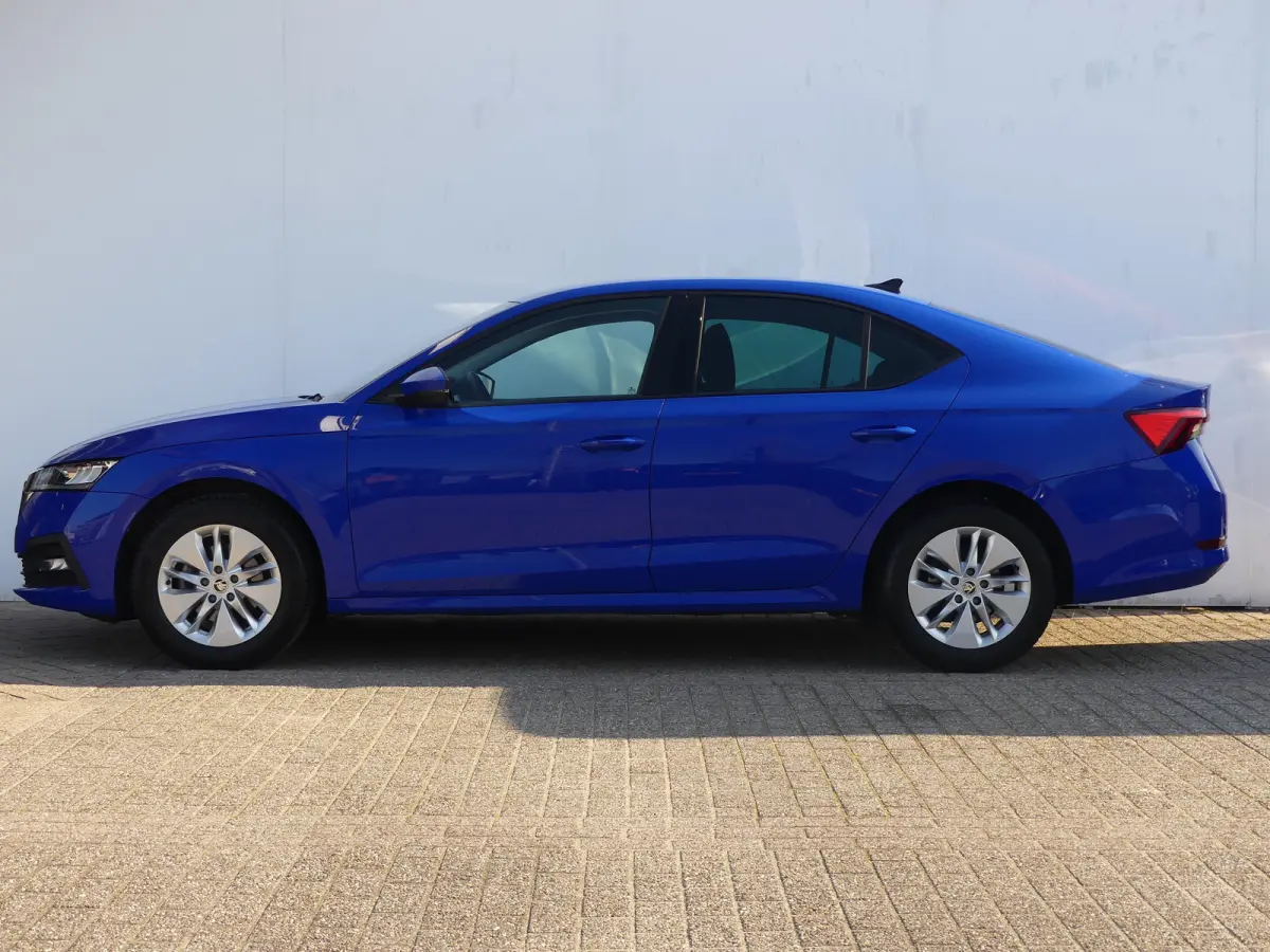 1.0 TSI Ambition | Airco (automatisch) | Apple Carplay/Android Auto|telefoonintegratie premium | DAB ontvanger