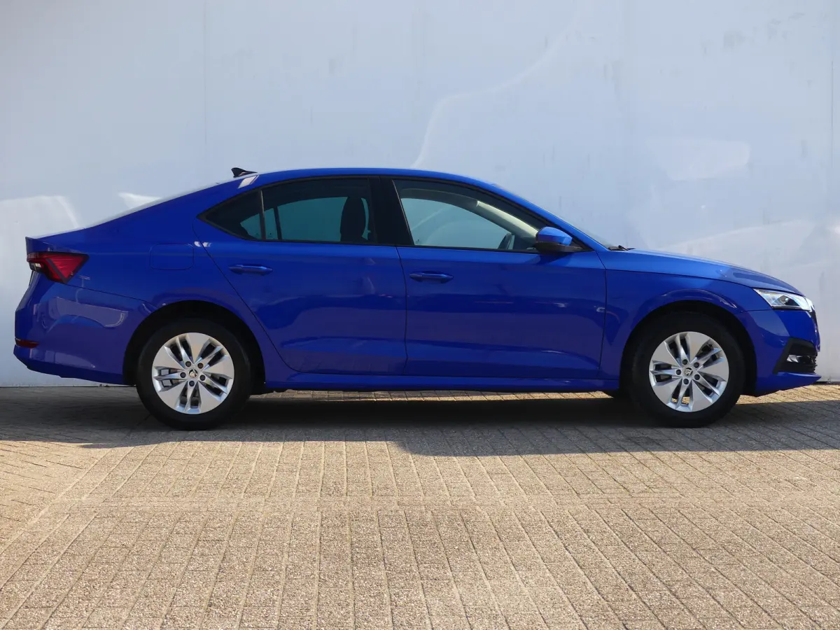 1.0 TSI Ambition | Airco (automatisch) | Apple Carplay/Android Auto|telefoonintegratie premium | DAB ontvanger