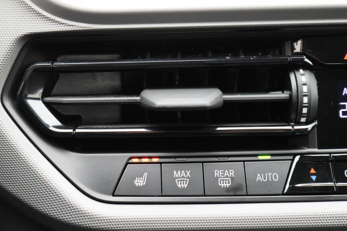 118i Eerste Eigenaar, Virtual Cockpit, Cruise, Apple Carplay, Rijstrooksensor, PDC, 16''
