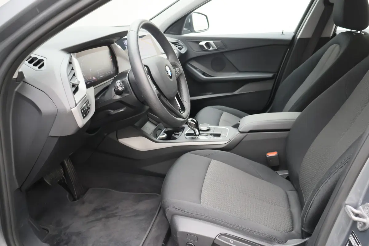 118i Eerste Eigenaar, Virtual Cockpit, Cruise, Apple Carplay, Rijstrooksensor, PDC, 16''