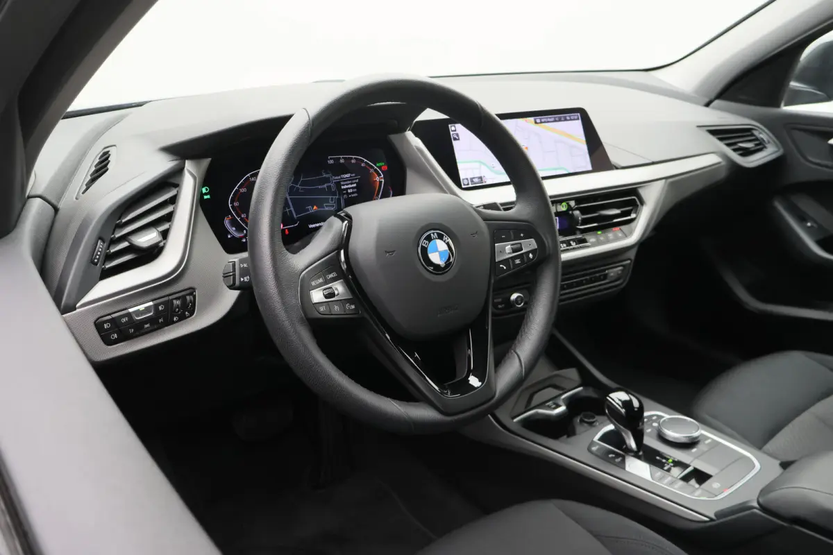 118i Eerste Eigenaar, Virtual Cockpit, Cruise, Apple Carplay, Rijstrooksensor, PDC, 16''