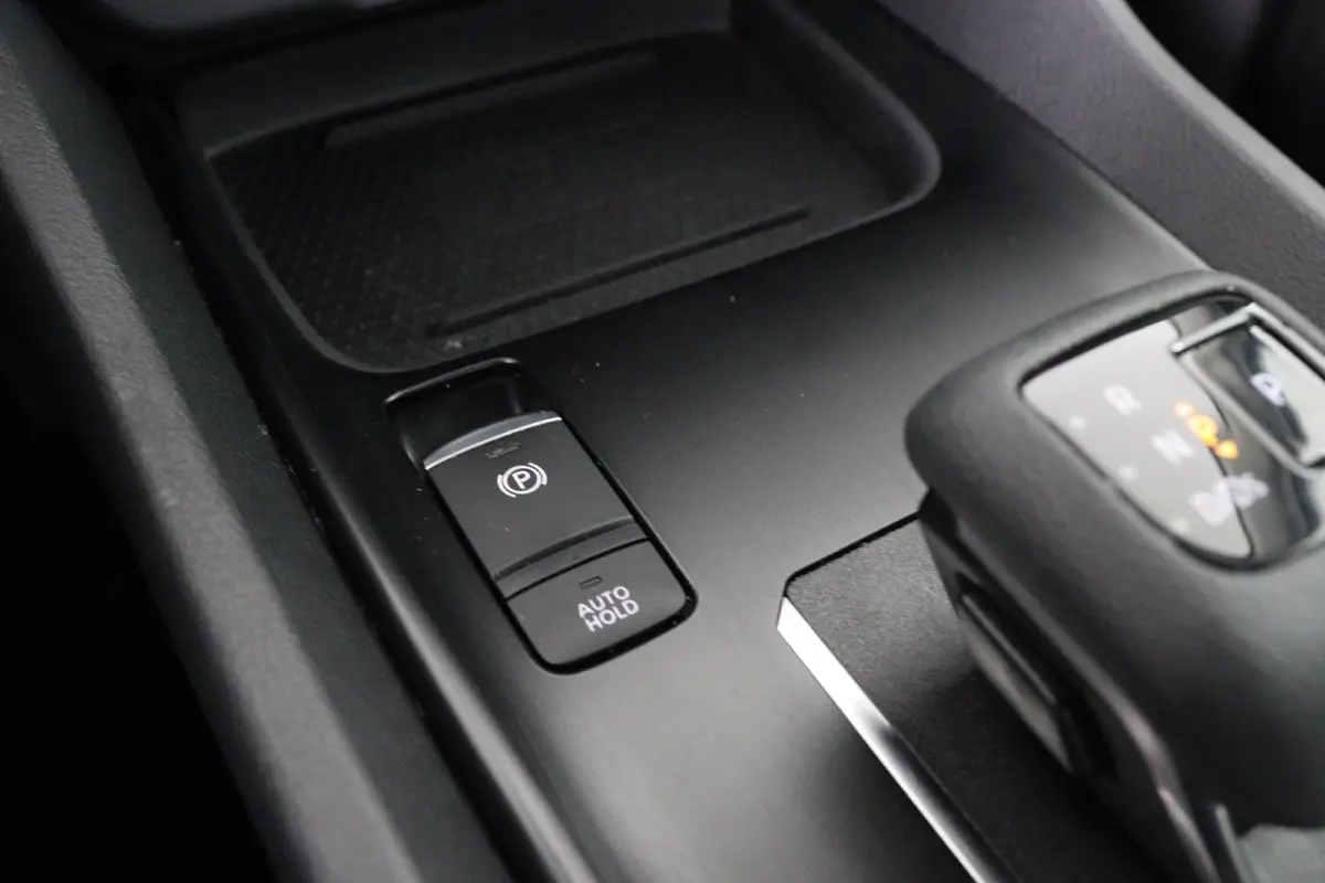 1.3 MHEV Automaat Xtronic Acenta | Achteruitrijcamera | Airco (automatisch) | Apple Carplay/Android Auto|telefoonintegratie premium