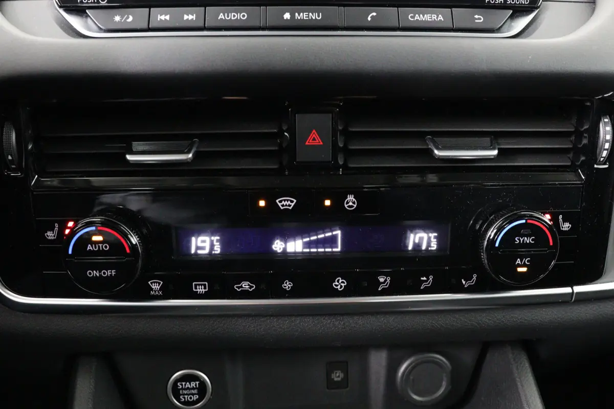 1.3 MHEV Automaat Xtronic Acenta | Achteruitrijcamera | Airco (automatisch) | Apple Carplay/Android Auto|telefoonintegratie premium