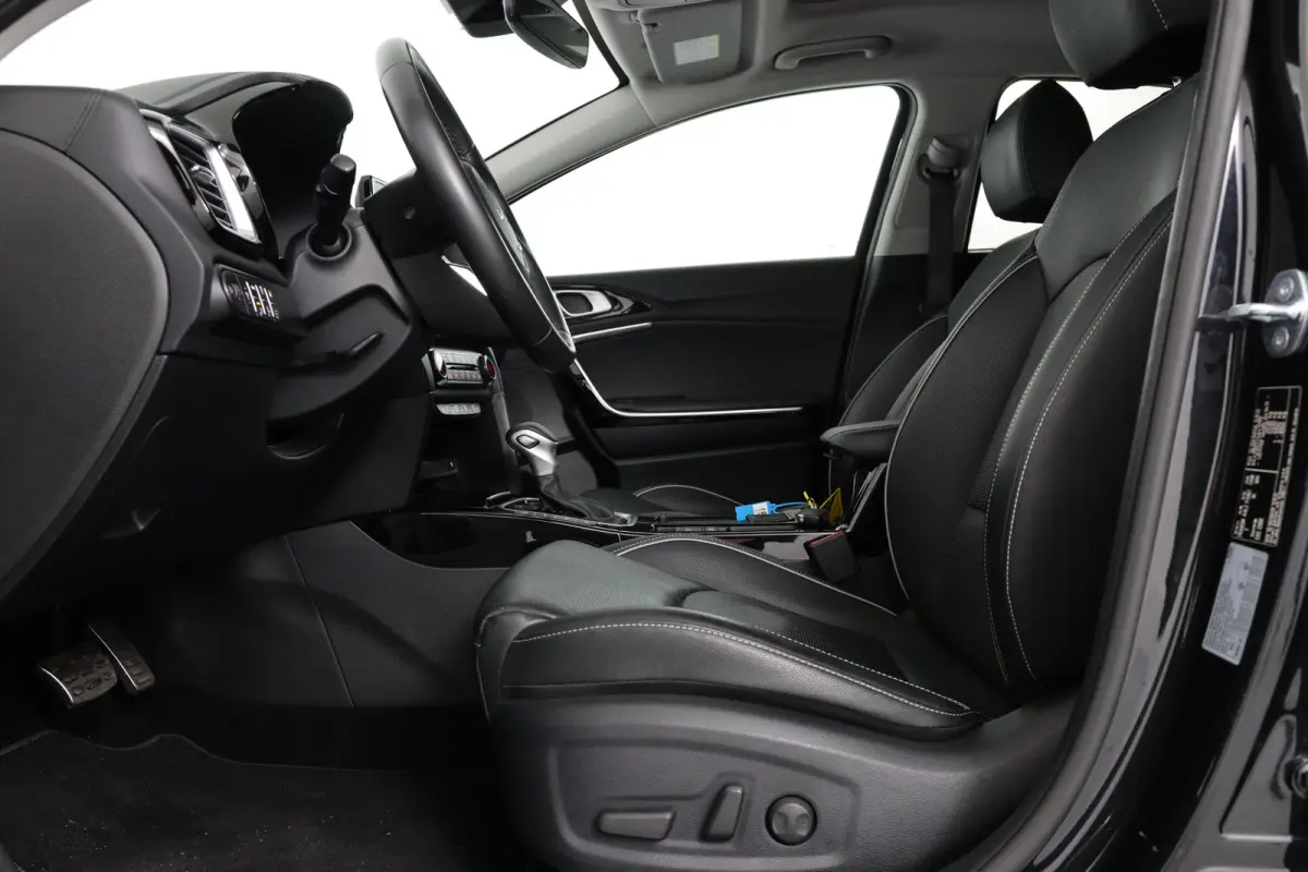 1.6 GDi PHEV ExecutiveLine | Achteruitrijcamera | Apple Carplay/Android Auto|telefoonintegratie premium | Audio installatie