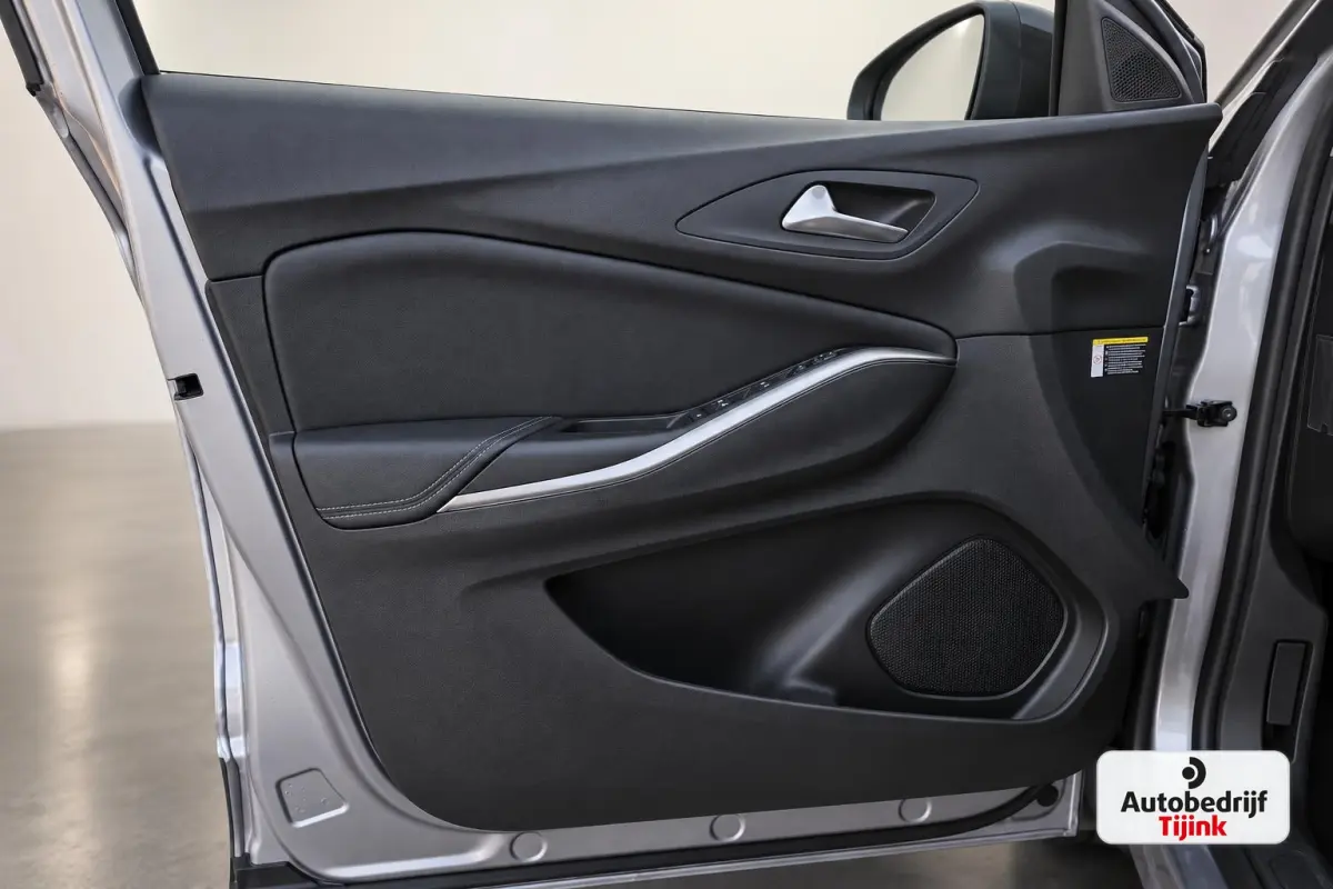 1.6 Turbo Plug-In Hybrid Business Edition | LED | Trekhaak | 360 camera | Park Assist | Blind spot | Lane Assist | ACC | Stuurverwarming |