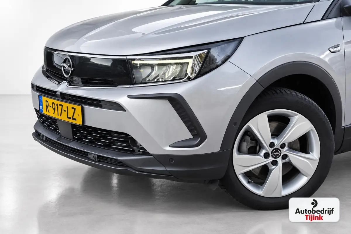 1.6 Turbo Plug-In Hybrid Business Edition | LED | Trekhaak | 360 camera | Park Assist | Blind spot | Lane Assist | ACC | Stuurverwarming |