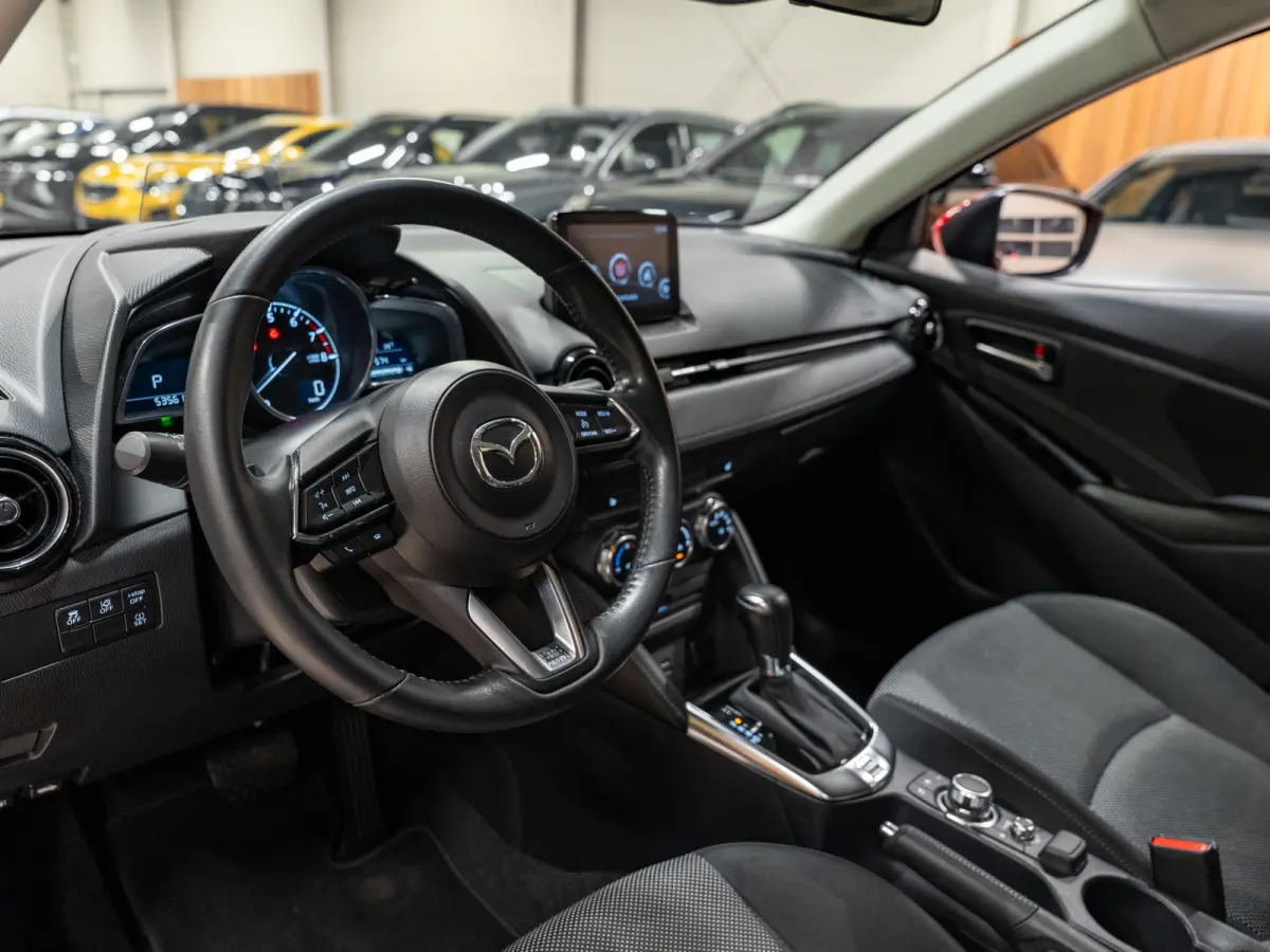 1.5 Skyactiv-G GT-M Automaat, Hud, Cam, Navi, PDC, Private Glas, Voll Led, Dealer Onderhouden