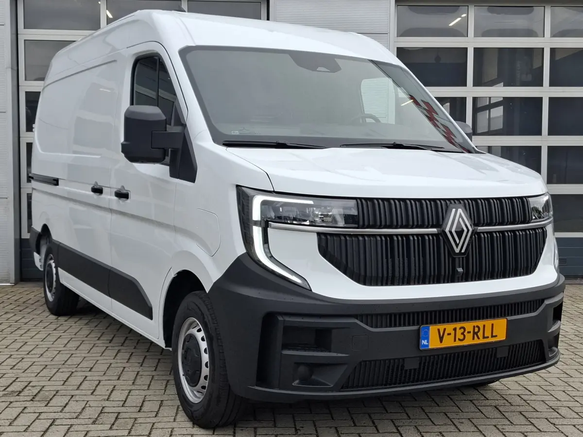 T35 L2H2 Extra long range 87 kWh | Navigatie/Android/Apple Carplay | Parkeersensoren Achter | Cruise Control | LED Koplampen | Airco Automatisch |