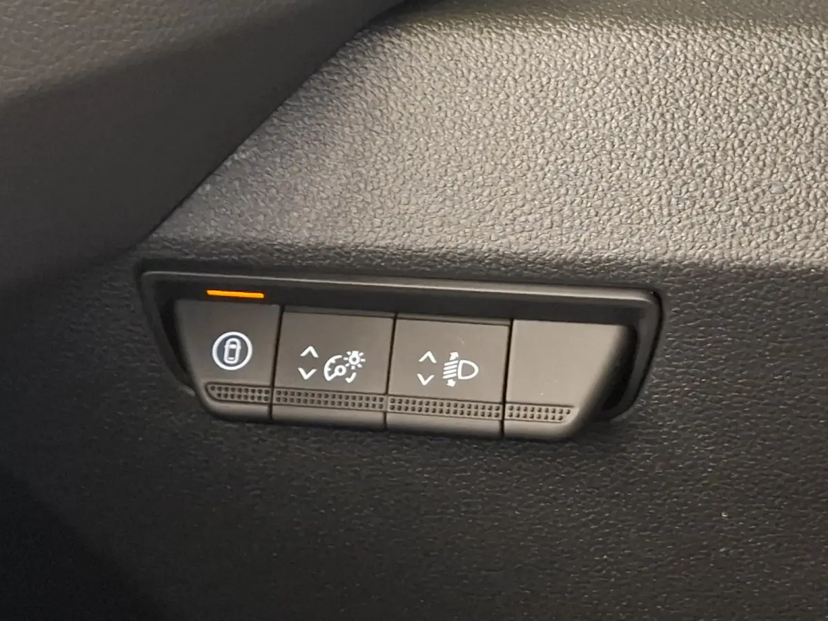 T35 L2H2 Extra long range 87 kWh | Navigatie/Android/Apple Carplay | Parkeersensoren Achter | Cruise Control | LED Koplampen | Airco Automatisch |