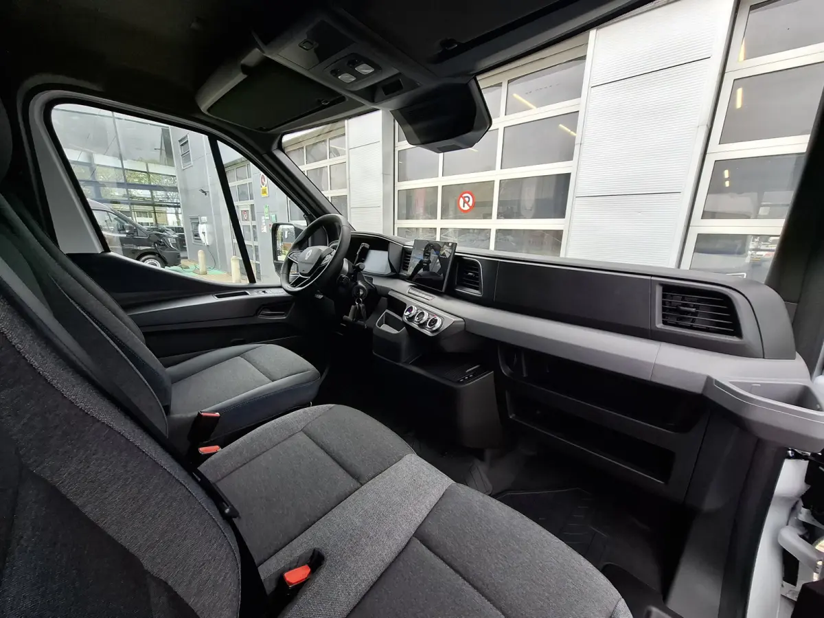 T35 L2H2 Extra long range 87 kWh | Navigatie/Android/Apple Carplay | Parkeersensoren Achter | Cruise Control | LED Koplampen | Airco Automatisch |