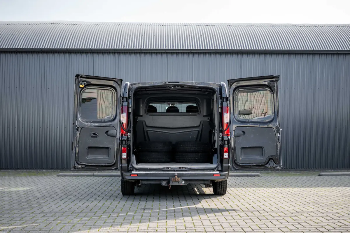 1.6 D L2H1 | 145 PK | DC 5-Zits | Leder | Schuifdeur L+R | Camera | Cruise | Climatronic | Trekhaak