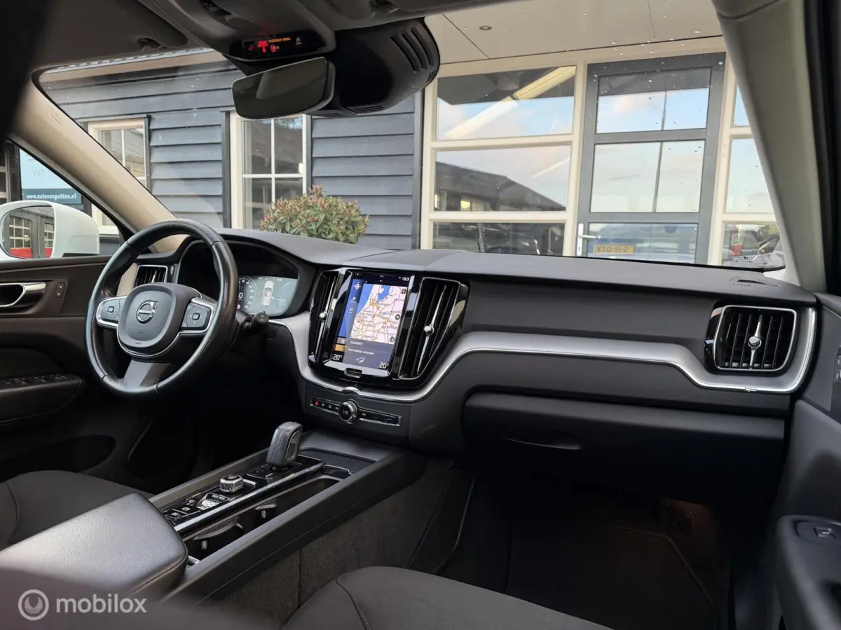 2.0 Recharge T6 AWD Inscription / Panoramadak / Apple Carplay / Hybride /