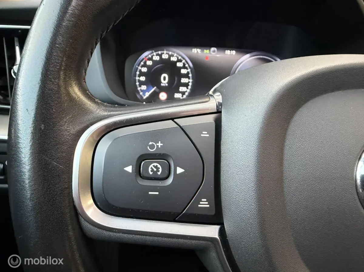 2.0 Recharge T6 AWD Inscription / Panoramadak / Apple Carplay / Hybride /